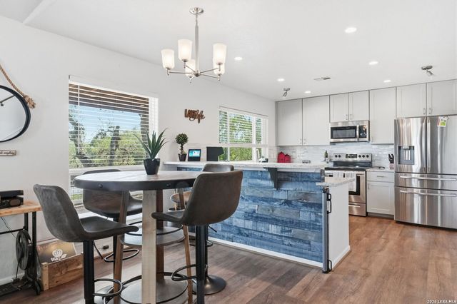 1954 Comfort, Canyon Lake, TX 78133