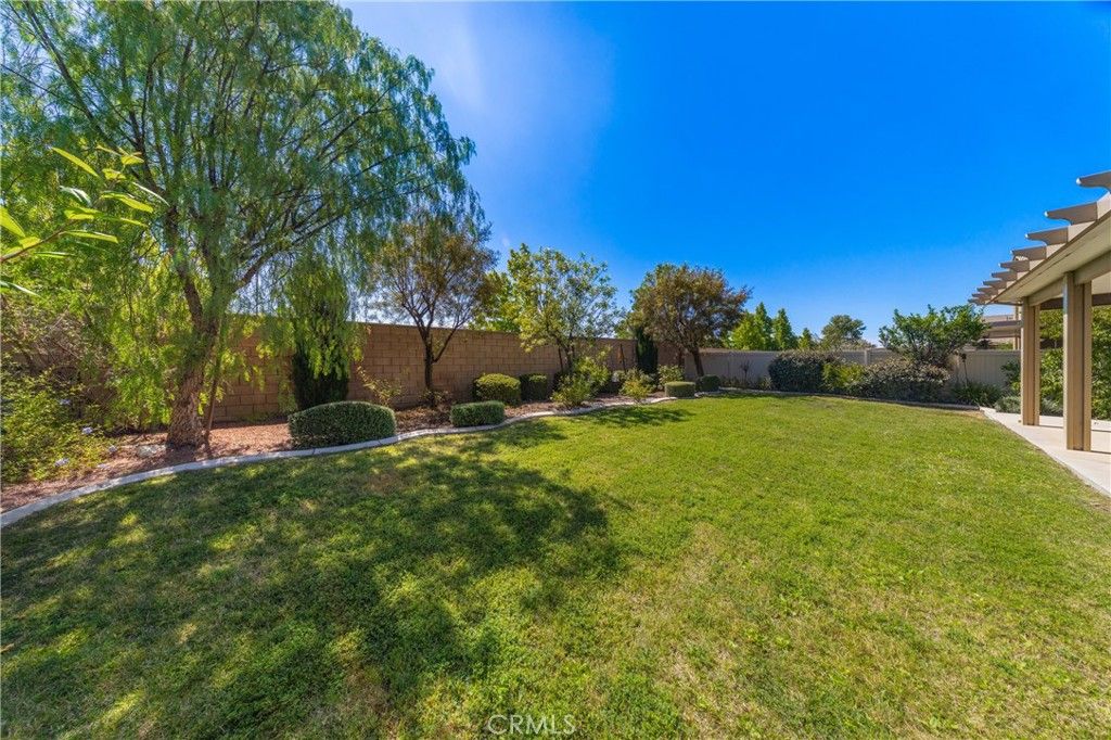 Image 31 of property listing at 37568 River Oats Lane, Murrieta, CA 92563