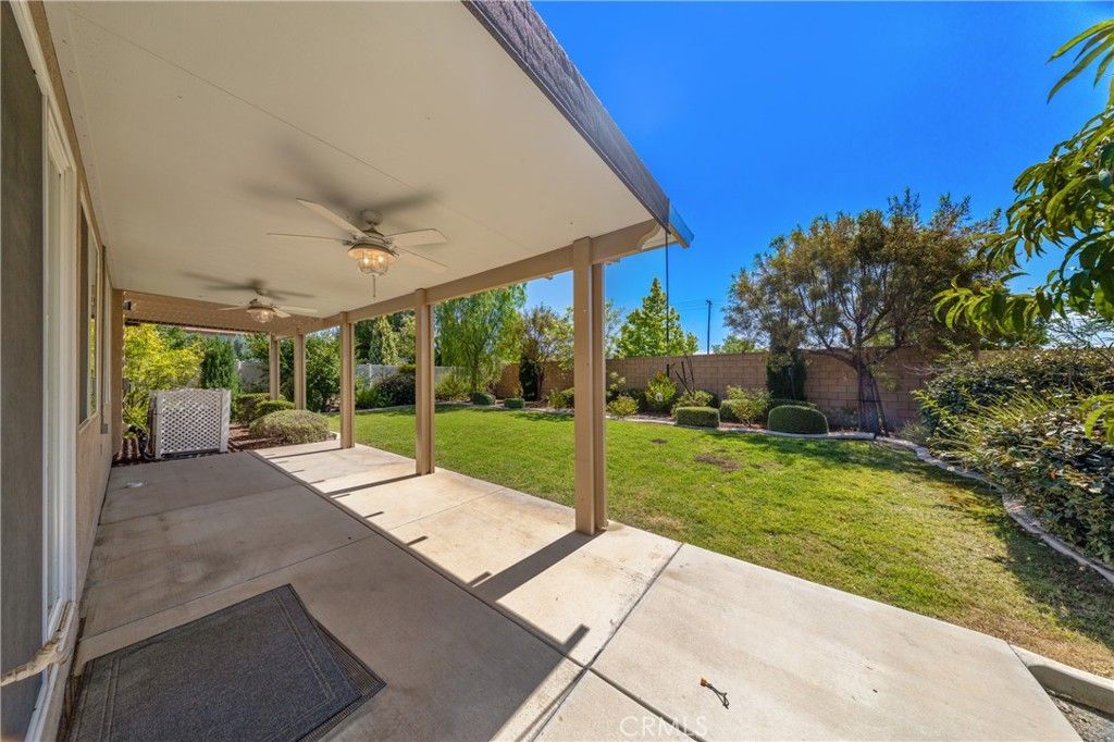 Image 33 of property listing at 37568 River Oats Lane, Murrieta, CA 92563