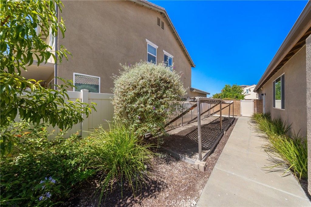 Image 34 of property listing at 37568 River Oats Lane, Murrieta, CA 92563