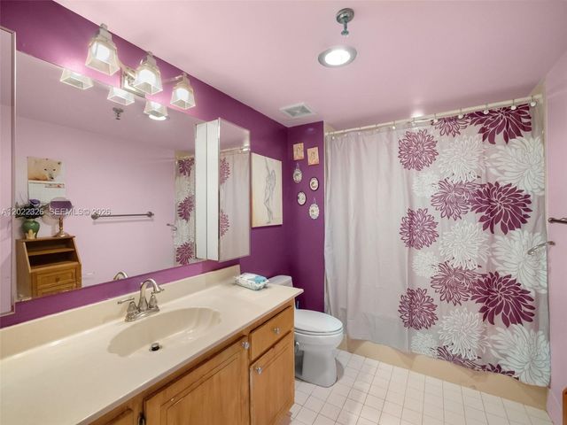 6400 NW 2nd Avenue 117, Boca Raton, FL 33487