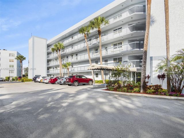 6400 NW 2nd Avenue 117, Boca Raton, FL 33487