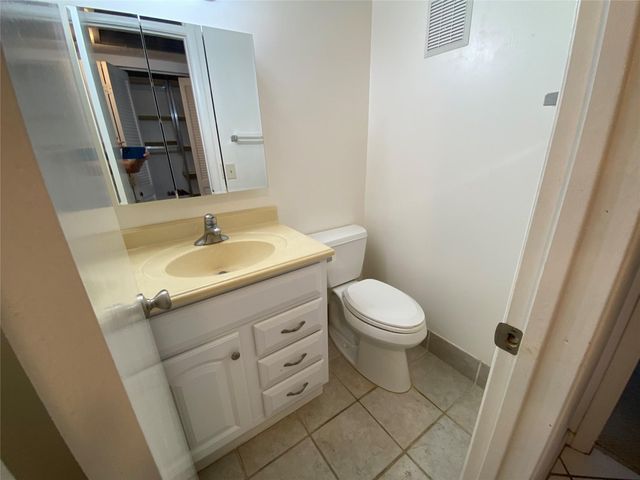 1145 Cambridge G 1145, Deerfield Beach, FL 33442