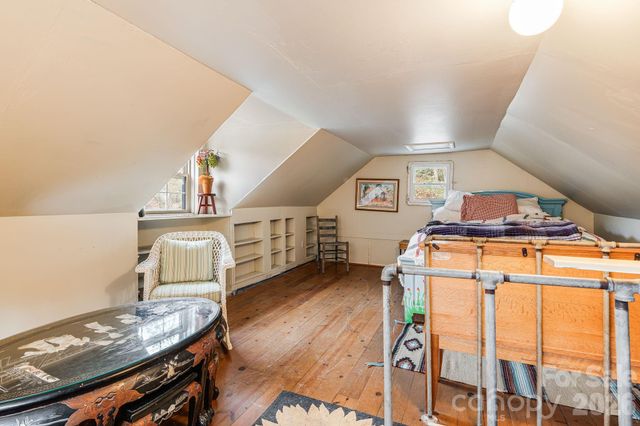 55 Heavenly Lane, Fairview, NC 28730