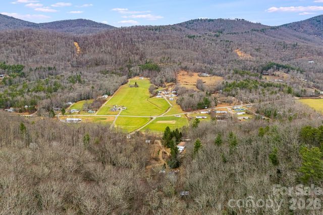 55 Heavenly Lane, Fairview, NC 28730