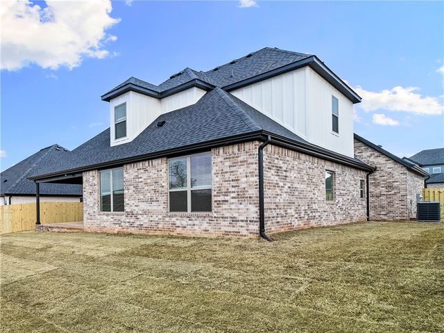 1510 Lookout Lane, Cave Springs, AR 72718