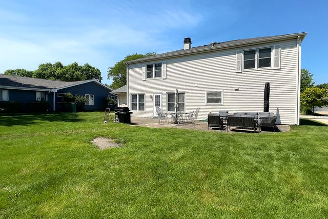 1415 Churchill Road, Schaumburg, IL 60195