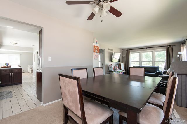 1415 Churchill Road, Schaumburg, IL 60195