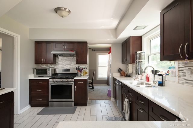 1415 Churchill Road, Schaumburg, IL 60195