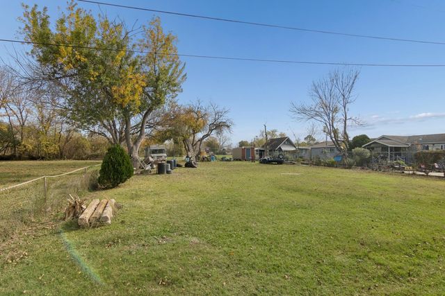 2716 Southmore Avenue E, Pasadena, TX 77502