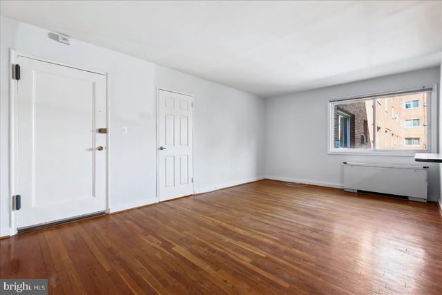 116 LEE AVE #303, Takoma Park, MD 20912