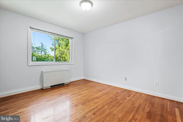 116 LEE AVE #303, Takoma Park, MD 20912