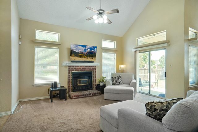 2000 Creek Royal Drive, Mesquite, TX 75181