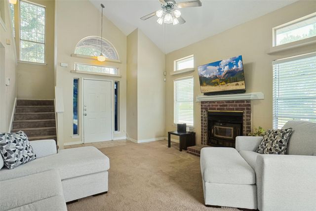 2000 Creek Royal Drive, Mesquite, TX 75181