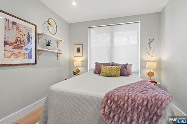 371 2nd Street 2B, Jersey City, NJ 07302