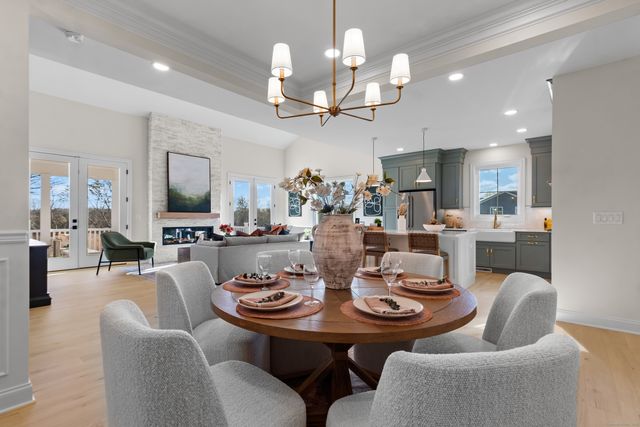 25 Summertime Circle, Stonington, CT 06379