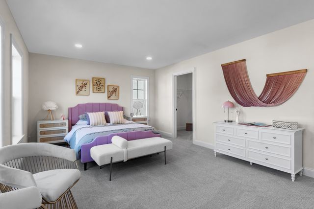 25 Summertime Circle, Stonington, CT 06379