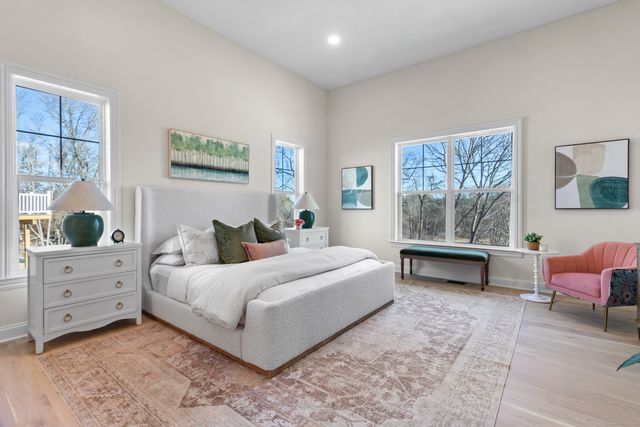 25 Summertime Circle, Stonington, CT 06379