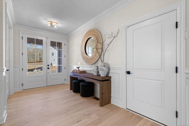 25 Summertime Circle, Stonington, CT 06379