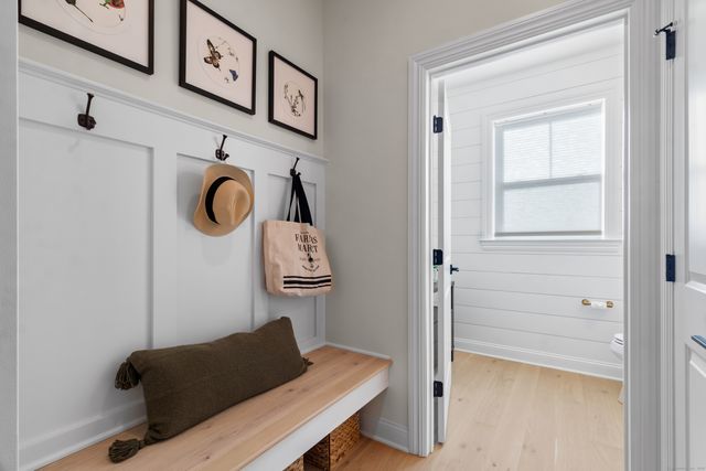 25 Summertime Circle, Stonington, CT 06379