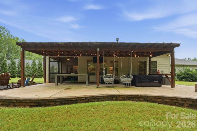 8504 Pennegrove Circle, Charlotte, NC 28214