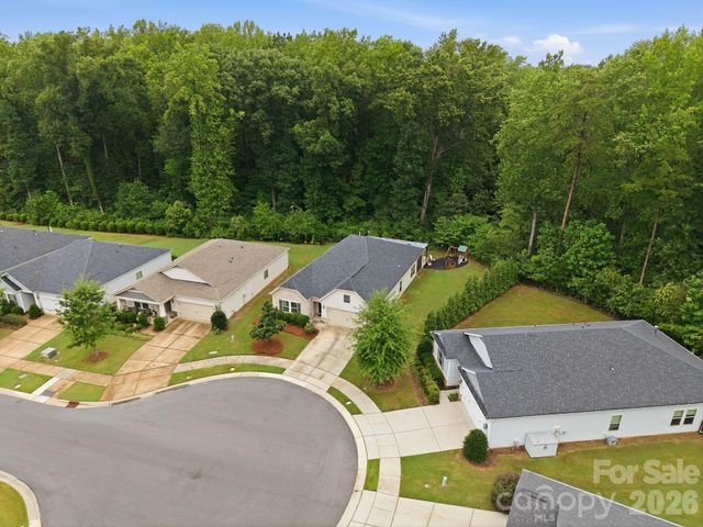 8504 Pennegrove Circle, Charlotte, NC 28214