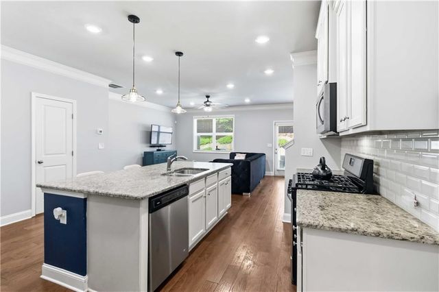 2483 Quay Ridge, Lawrenceville, GA 30044