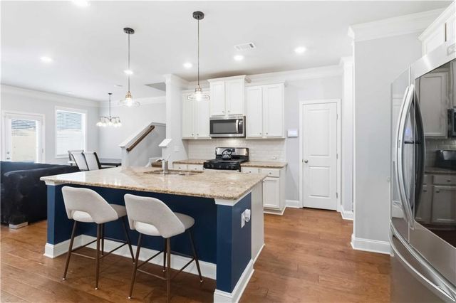 2483 Quay Ridge, Lawrenceville, GA 30044