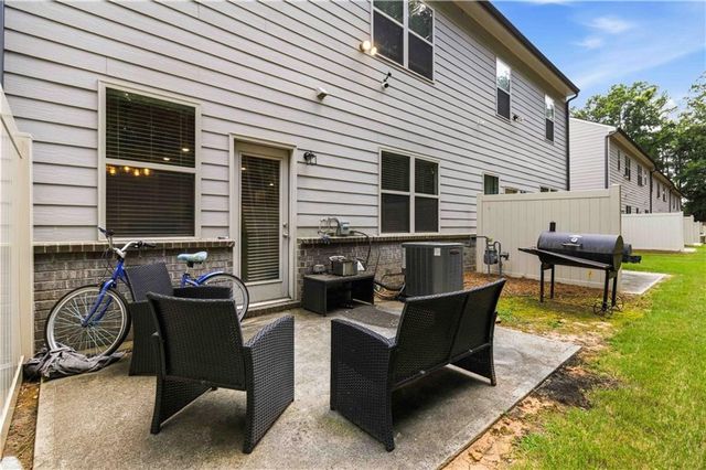 2483 Quay Ridge, Lawrenceville, GA 30044