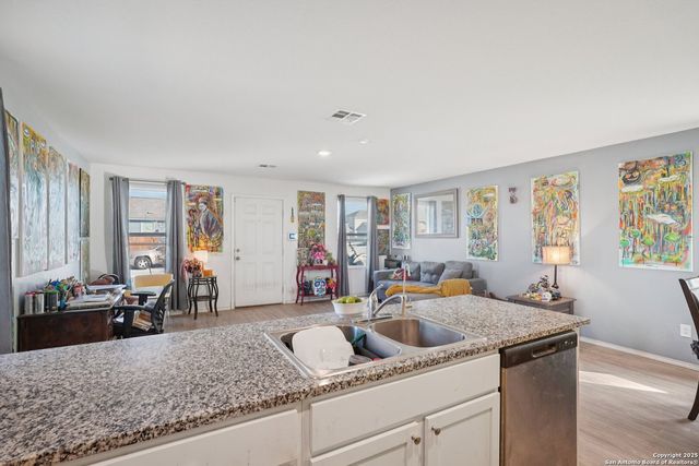 14010 Llama Pl, San Antonio, TX 78252