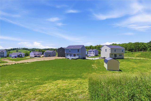 714 Dahlia Drive, Belle Vernon, PA 15012