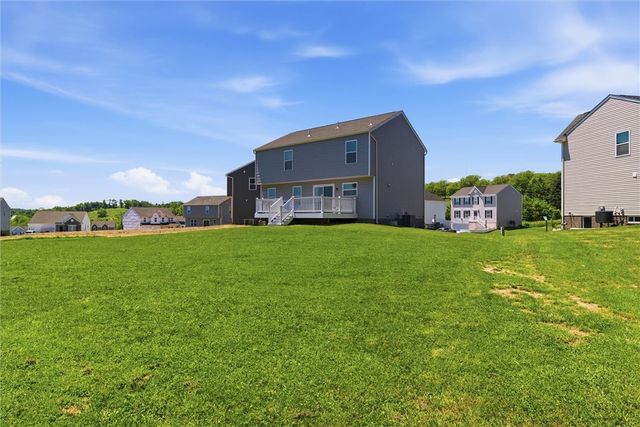 714 Dahlia Drive, Belle Vernon, PA 15012