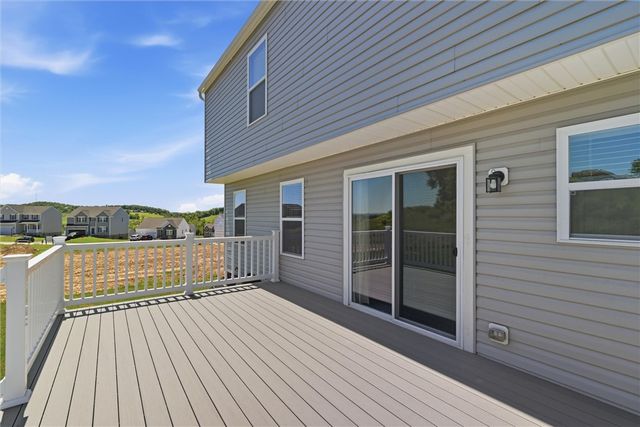 714 Dahlia Drive, Belle Vernon, PA 15012