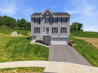 714 Dahlia Drive, Belle Vernon, PA 15012