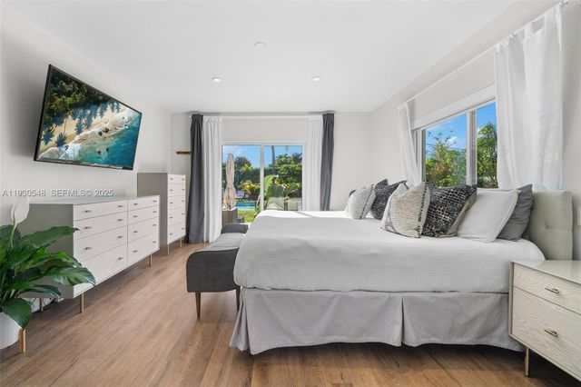 7770 Hawthorne Ave, Miami Beach, FL 33141