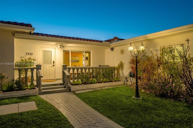 7770 Hawthorne Ave, Miami Beach, FL 33141