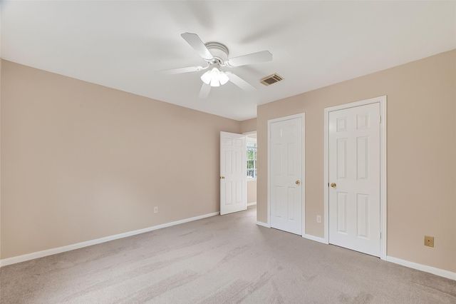 1915 Sandy Schoals, League City, TX 77573