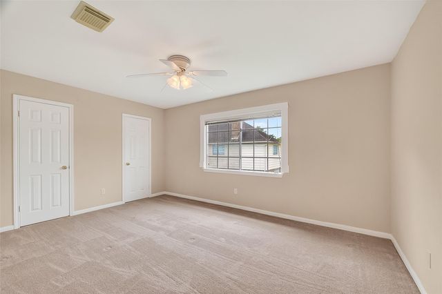 1915 Sandy Schoals, League City, TX 77573