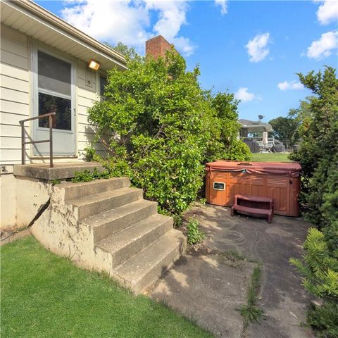 16009 E 37TH Terrace, Independence, MO 64055