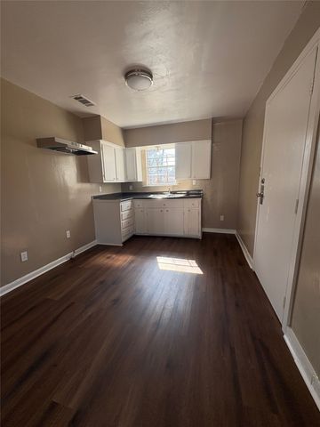 622 W 75th Street, Shreveport, LA 71106