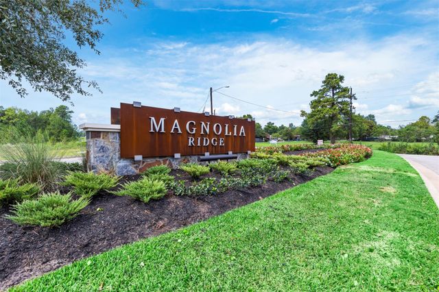 406 Southern Magnolia Way, Magnolia, TX 77354