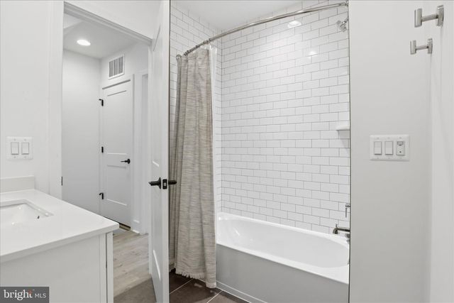 7331 BLADE DR, Falls Church, VA 22042