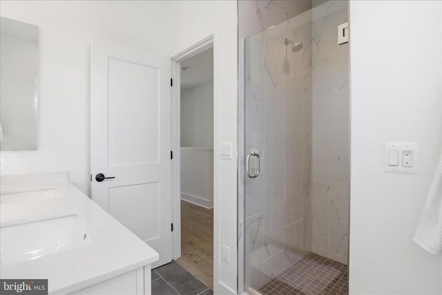 7331 BLADE DR, Falls Church, VA 22042