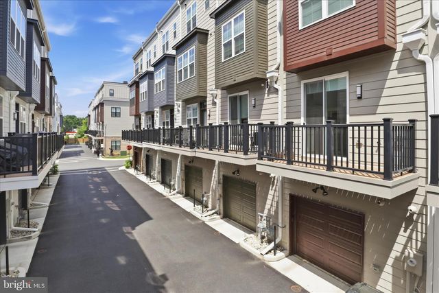 7331 BLADE DR, Falls Church, VA 22042