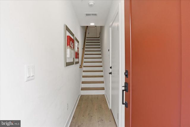 7331 BLADE DR, Falls Church, VA 22042