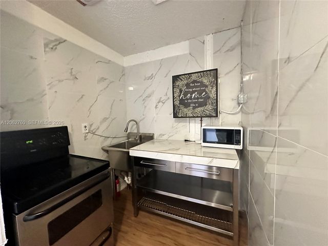17843 NW 63rd Court FRONT, Hialeah, FL 33015