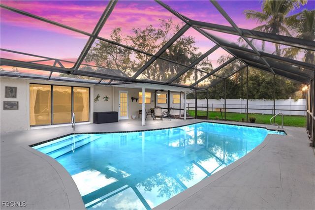 2249 Ephraim AVE, Fort Myers, FL 33907