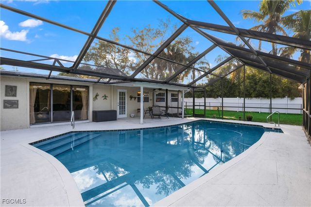 2249 Ephraim AVE, Fort Myers, FL 33907