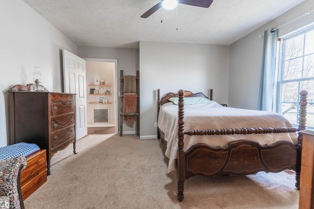 102 Elbert Ct, Christiana, TN 37037