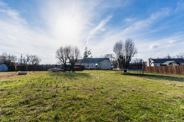 102 Elbert Ct, Christiana, TN 37037